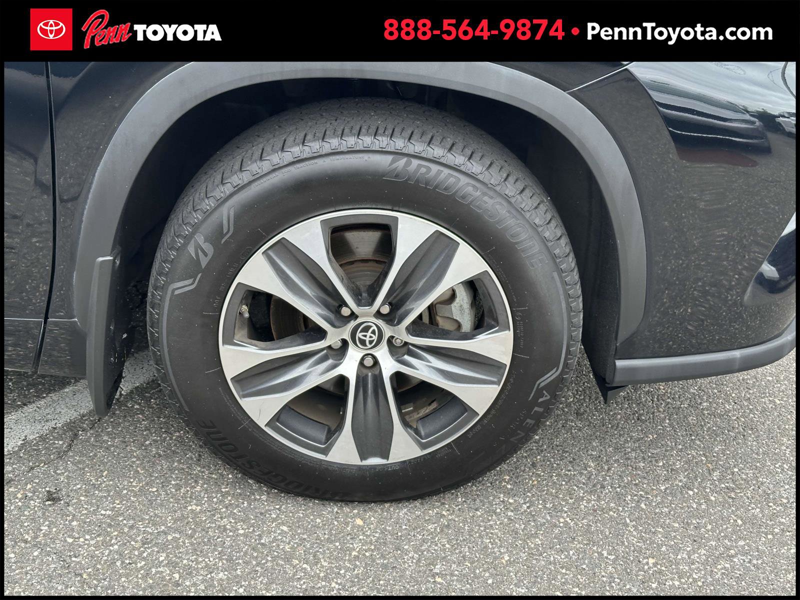 2022 Toyota Highlander XLE photo 9
