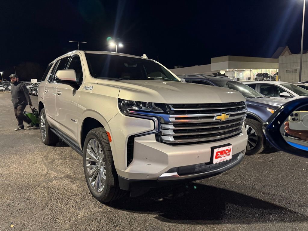 2021 Chevrolet Tahoe High Country's photo