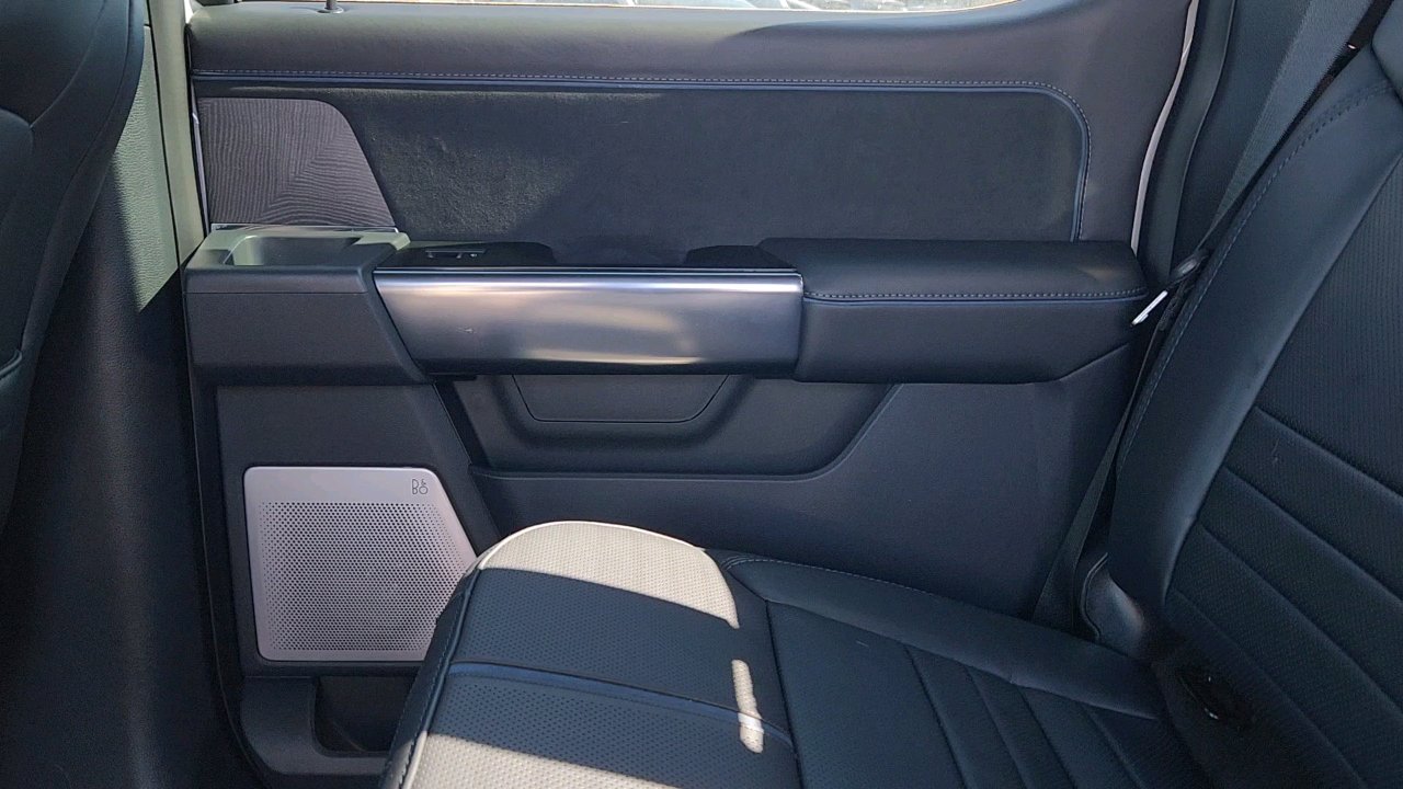 2025 Ford F-350 Platinum photo 20