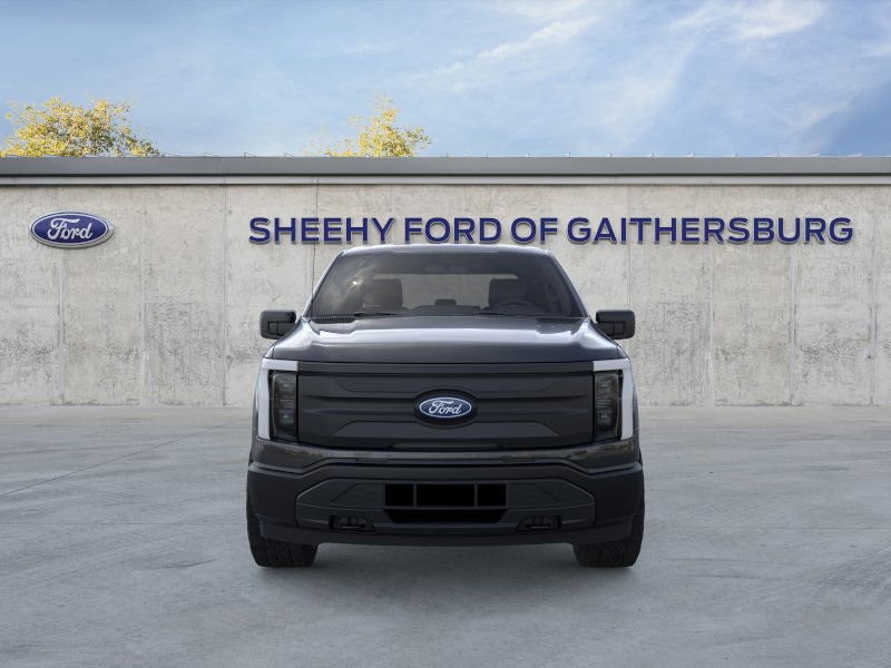 2025 Ford F-150 Lightning photo 4
