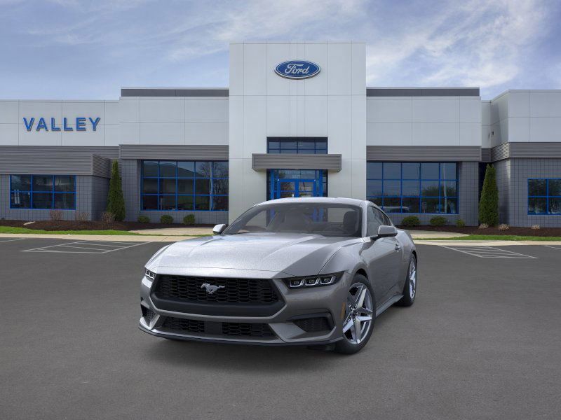 2025 Ford Mustang EcoBoost photo 3
