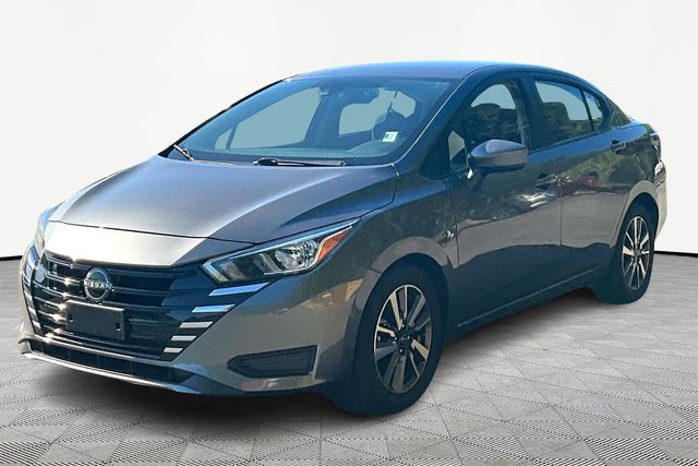 2023 Nissan Versa 1.6 SV photo 3
