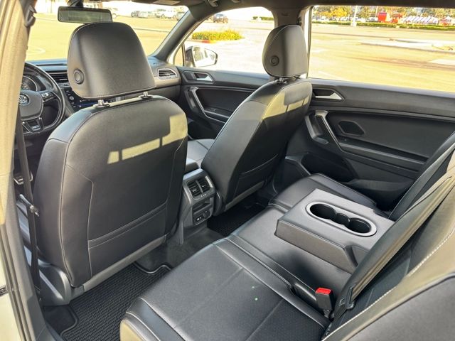 2021 Volkswagen Tiguan SE R-Line Black photo 18