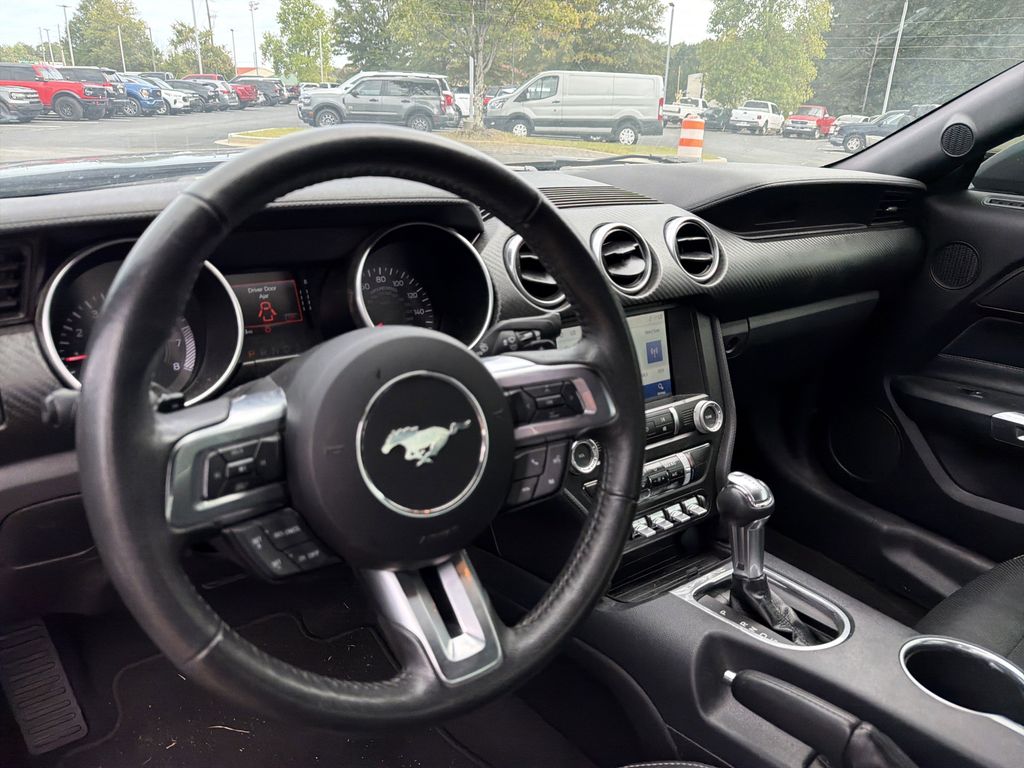 2021 Ford Mustang EcoBoost photo 2