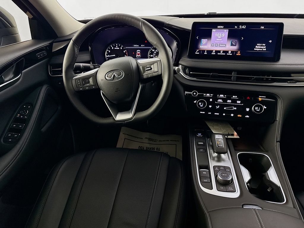 2025 Infiniti QX60 Pure photo 26