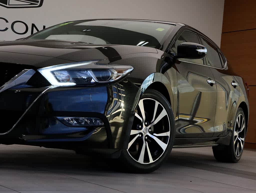 2018 Nissan Maxima SV photo 3