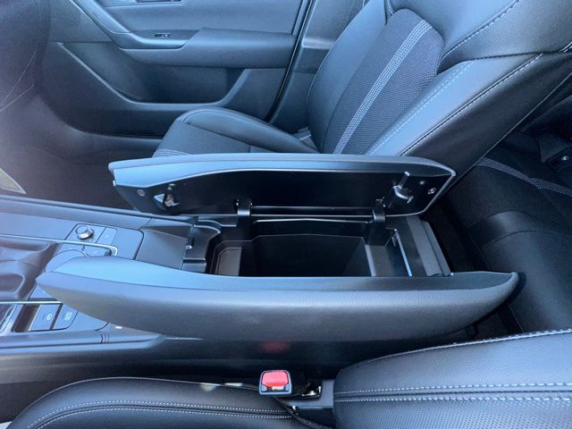 2025 Mazda CX-50 2.5 S Premium photo 25