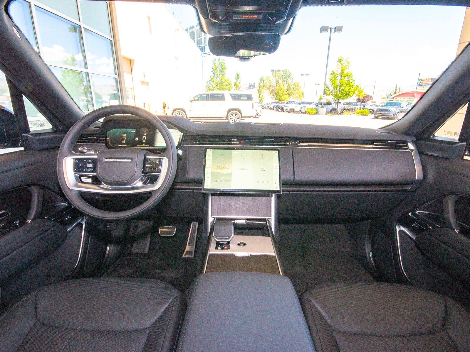 2025 Land Rover Range Rover SE photo 33