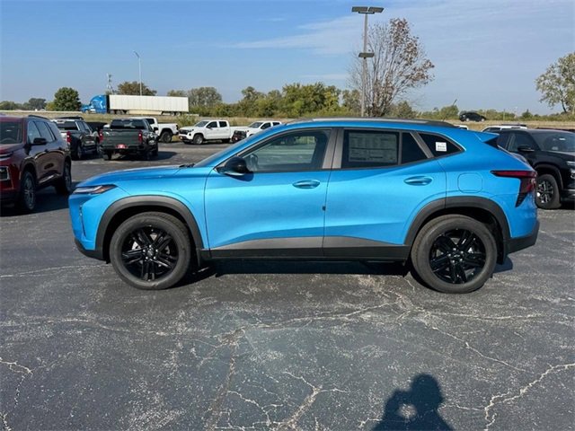 2026 Chevrolet Trax ACTIV photo 2