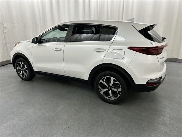 2022 Kia Sportage LX photo 2