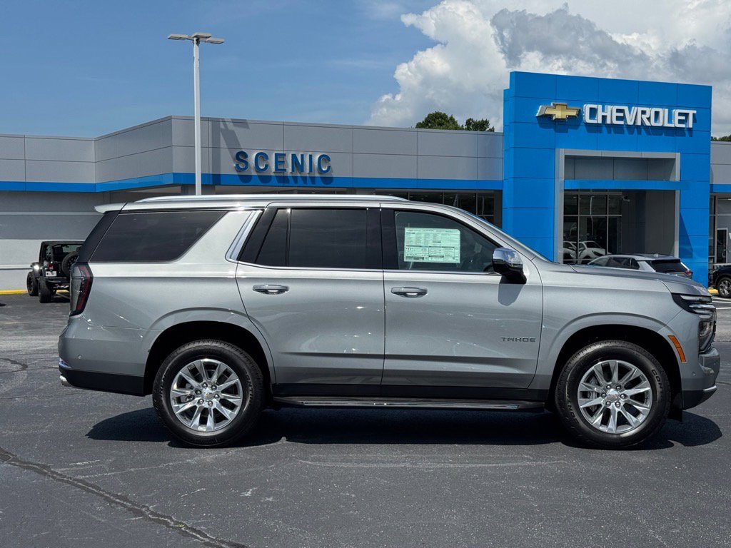 2025 Chevrolet Tahoe Premier photo 2