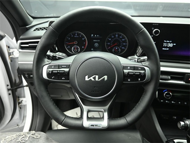 2023 KIA K5 - Image 15