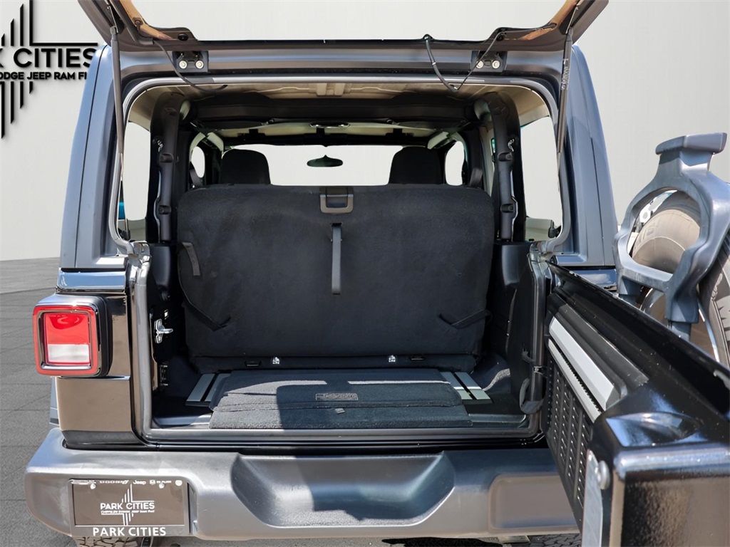 2019 Jeep Wrangler Sport S photo 19