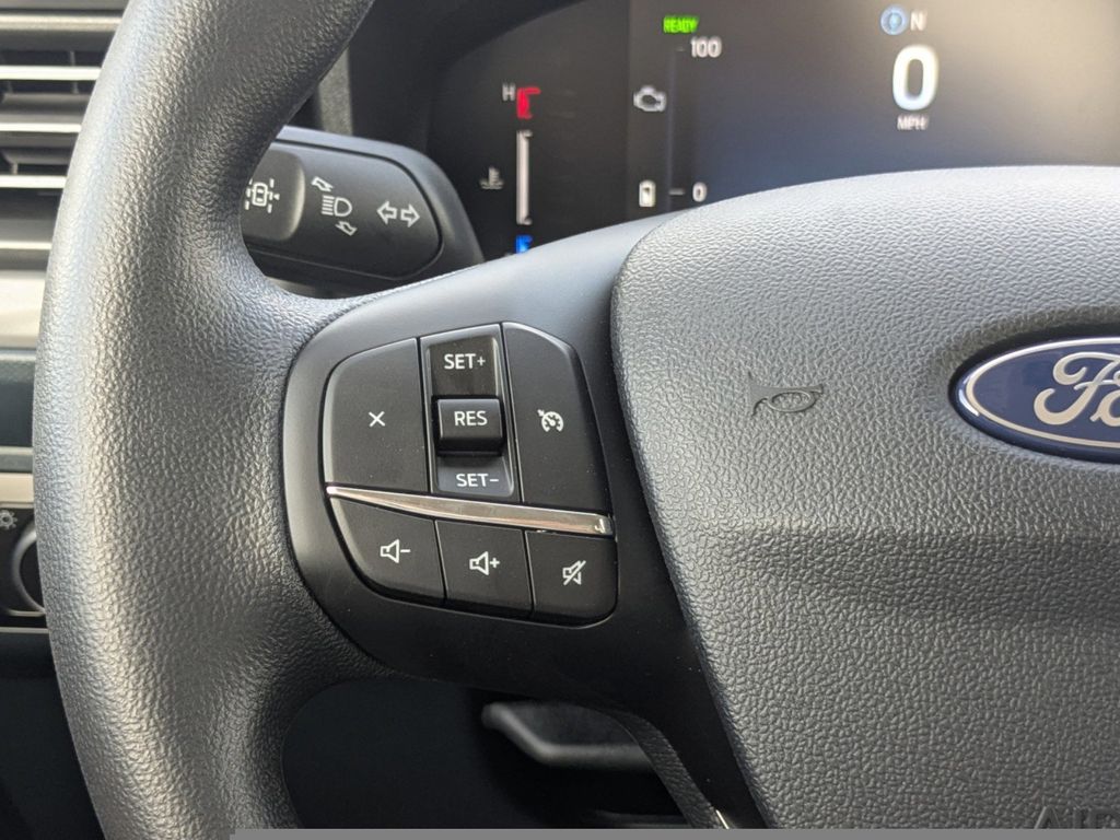 2025 Ford Maverick XL photo 21