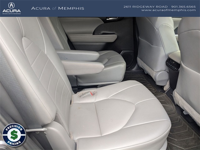 2022 Toyota Highlander XLE photo 22