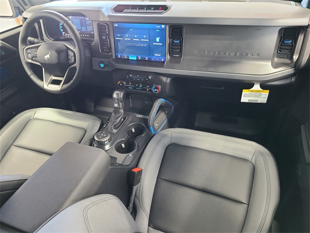 2024 Ford Bronco Black Diamond photo 31