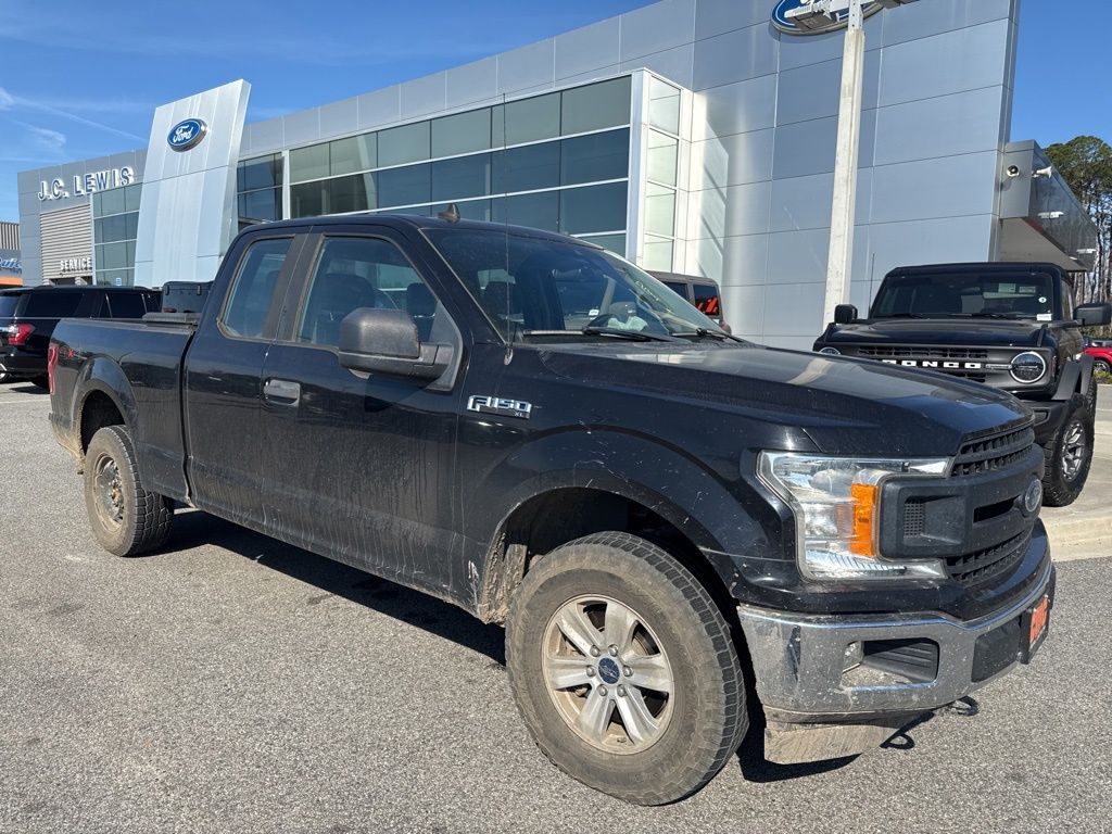 2020 Ford F-150 XL's photo