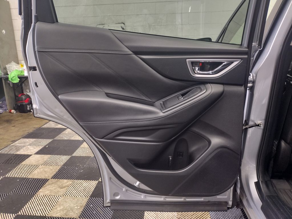 2020 Subaru Forester Limited photo 30