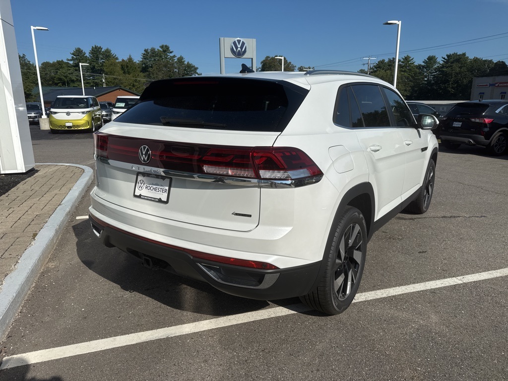 2026 Volkswagen Atlas Cross Sport SE Technology photo 6