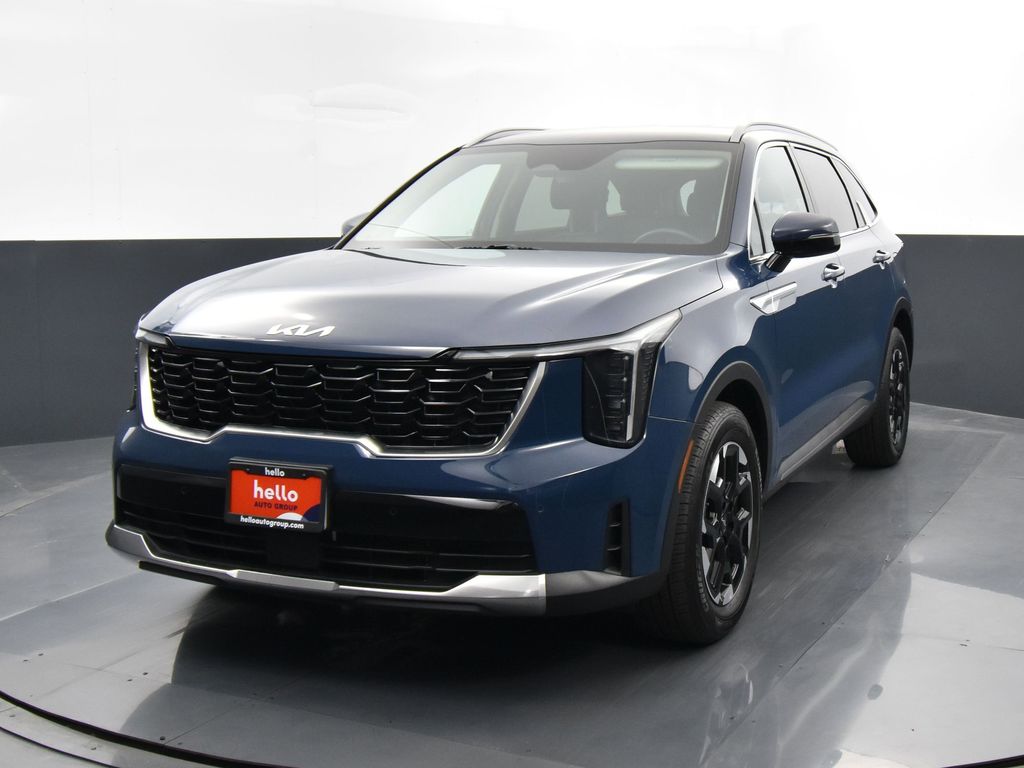2025 Kia Sorento S photo 2