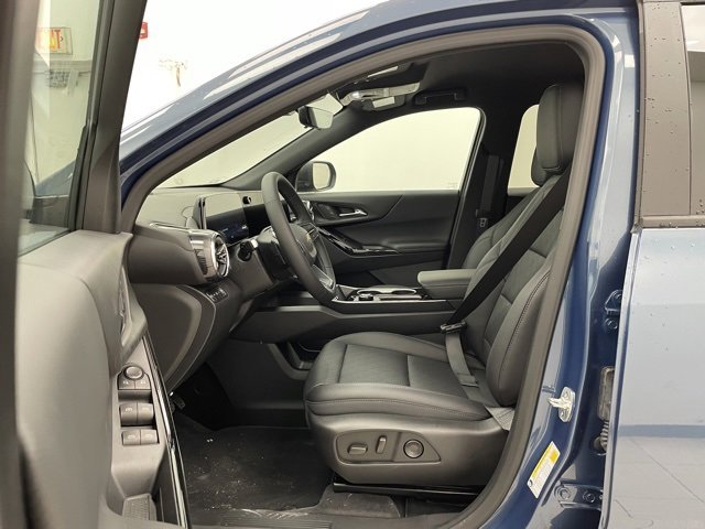 2026 Chevrolet Equinox LT photo 7