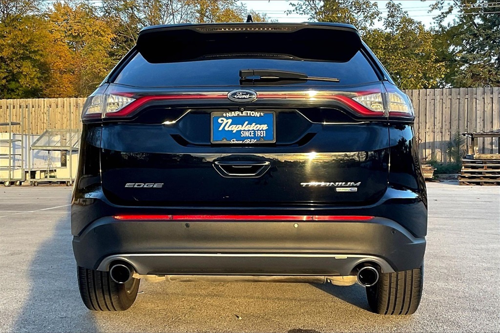 2018 Ford Edge Titanium photo 4