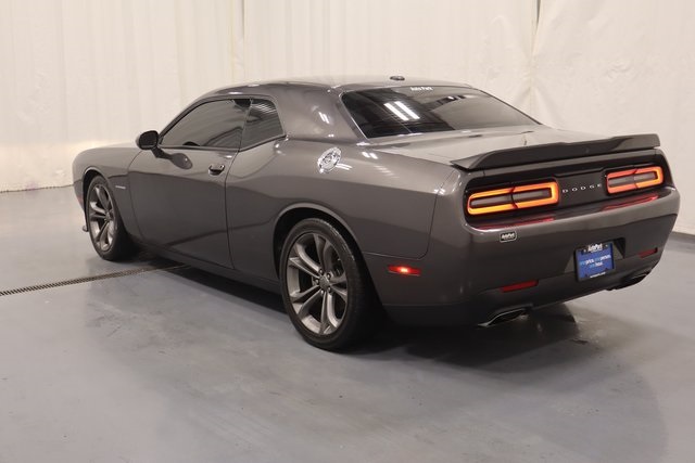 2022 Dodge Challenger R/T photo 5
