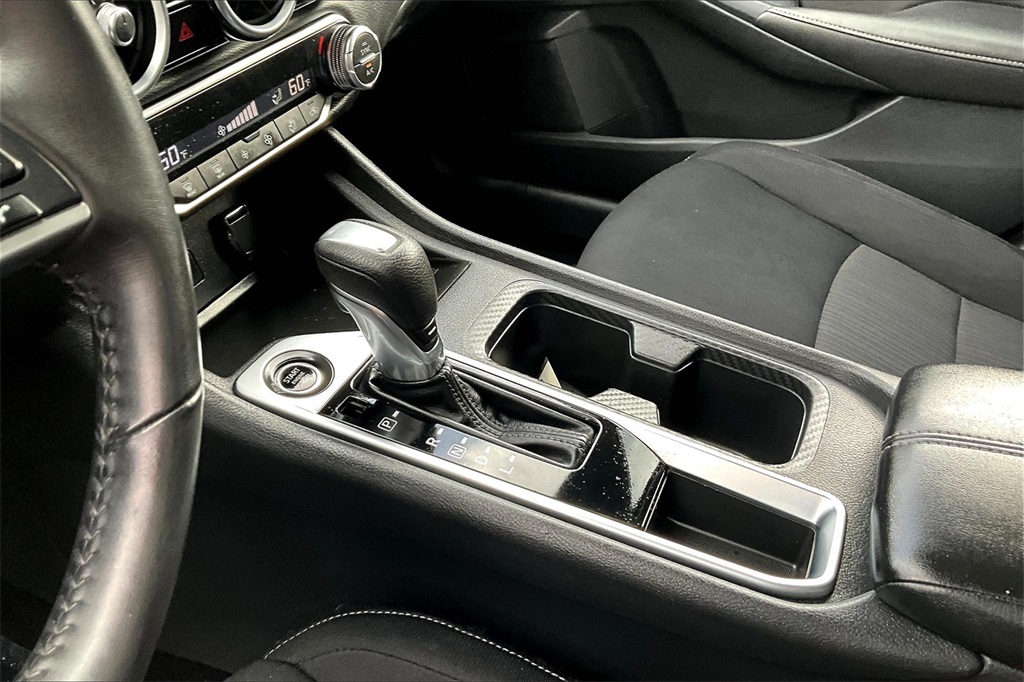 2021 Nissan Sentra SV photo 17