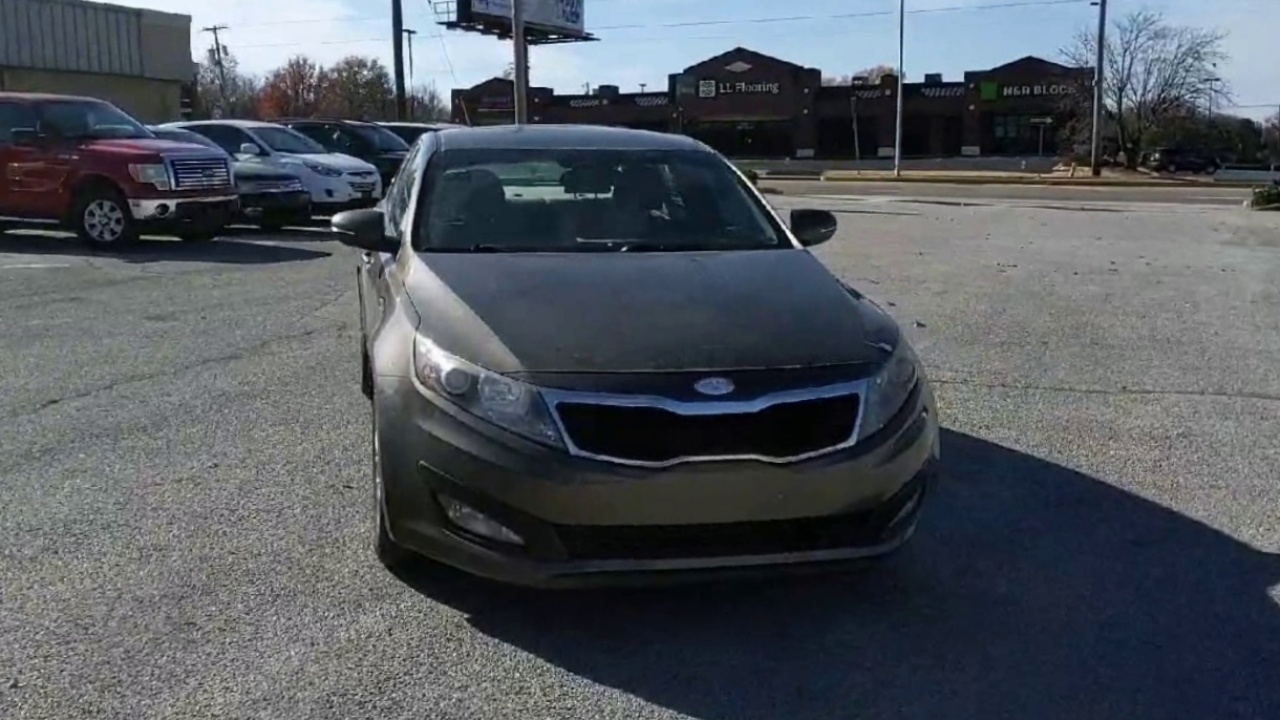 2013 Kia Optima LX photo 3