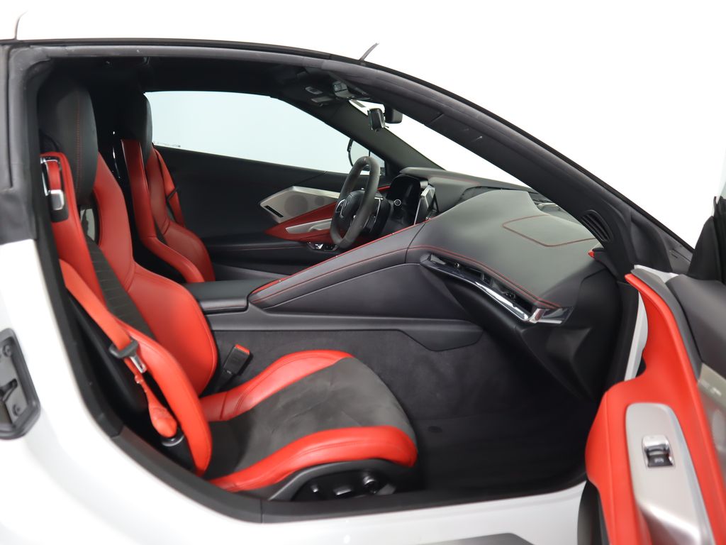 2020 Chevrolet Corvette Stingray 2LT photo 21