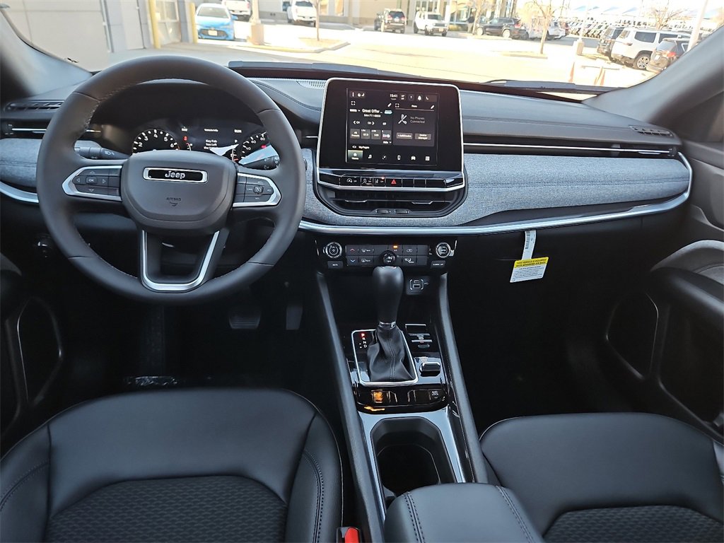 2025 Jeep Compass Latitude photo 10