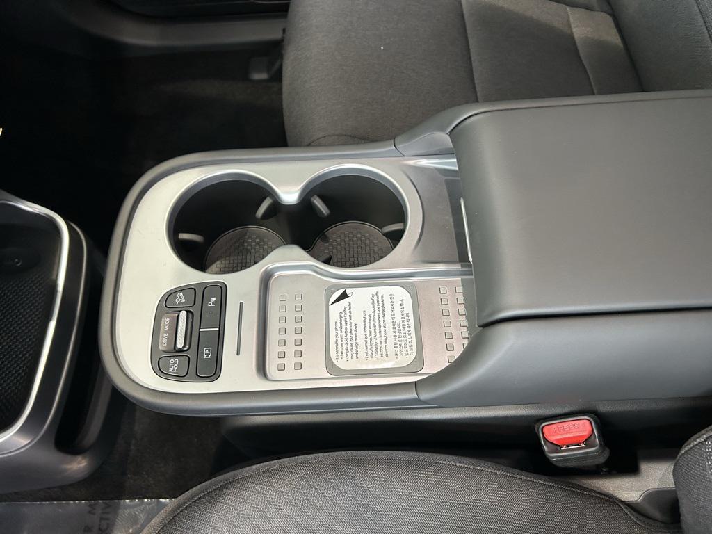 2026 Hyundai Ioniq photo 16
