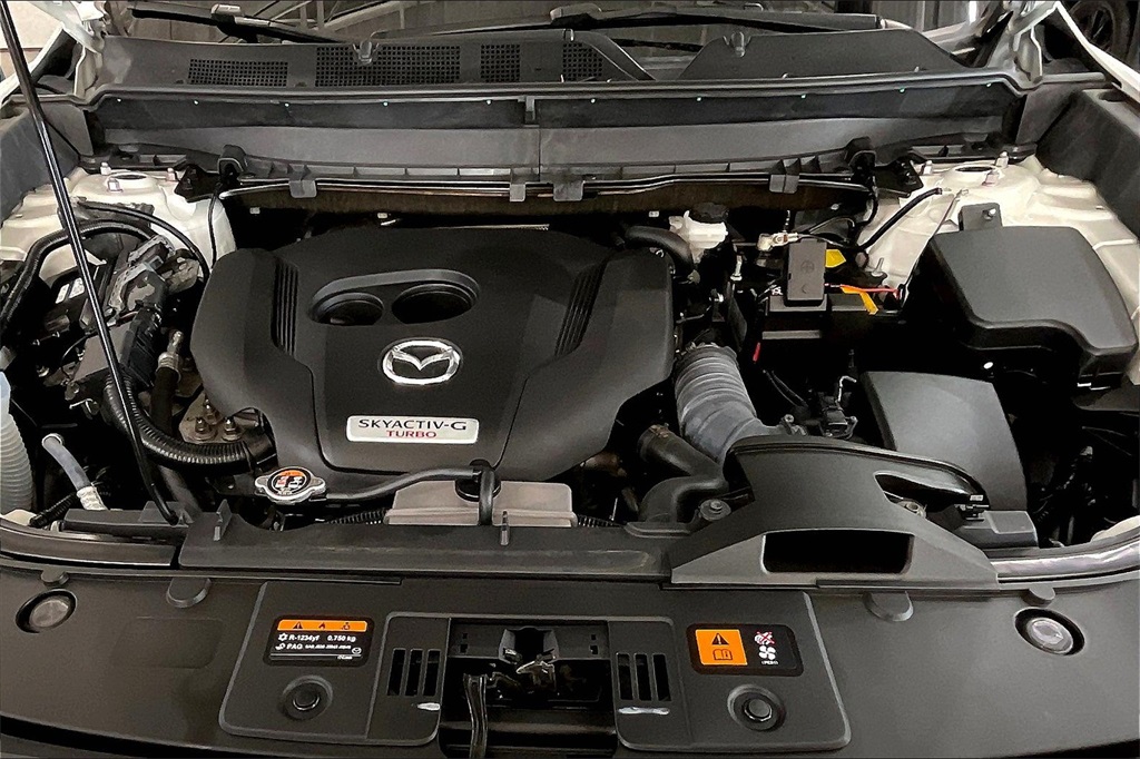 2022 Mazda CX-9 Touring photo 6