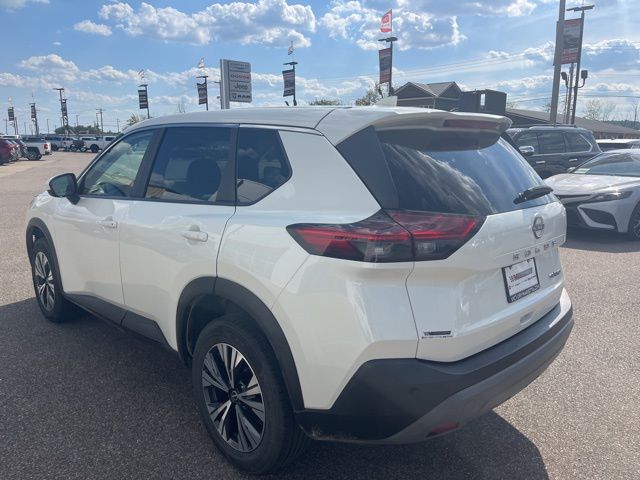 2023 Nissan Rogue SV photo 5