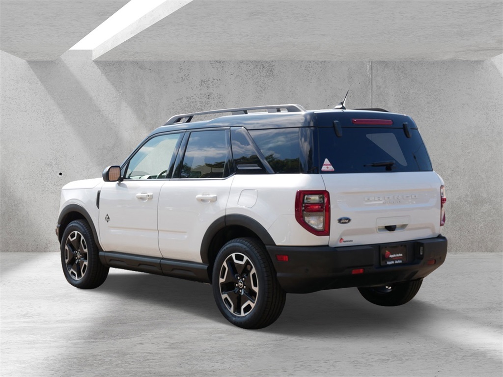 2022 Ford Bronco Sport Outer Banks photo 4