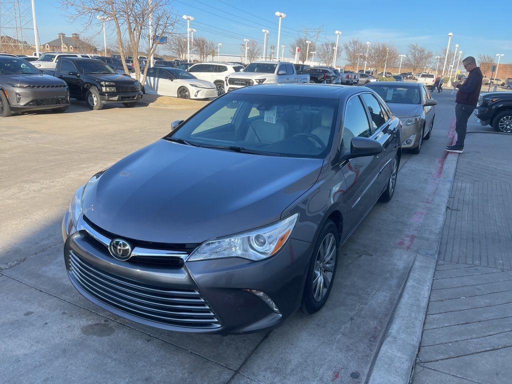 2016 Toyota Camry XLE