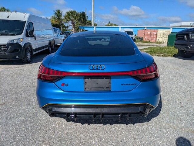 2023 Audi RS e-tron GT Base photo 5