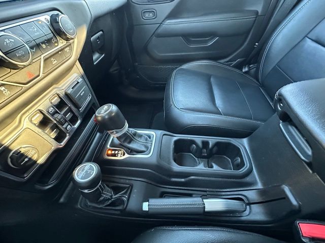 2022 Jeep Wrangler Unlimited Sahara 4xe photo 25