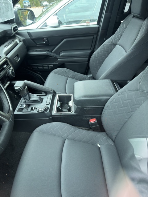 2024 Toyota Tacoma SR5 photo 4