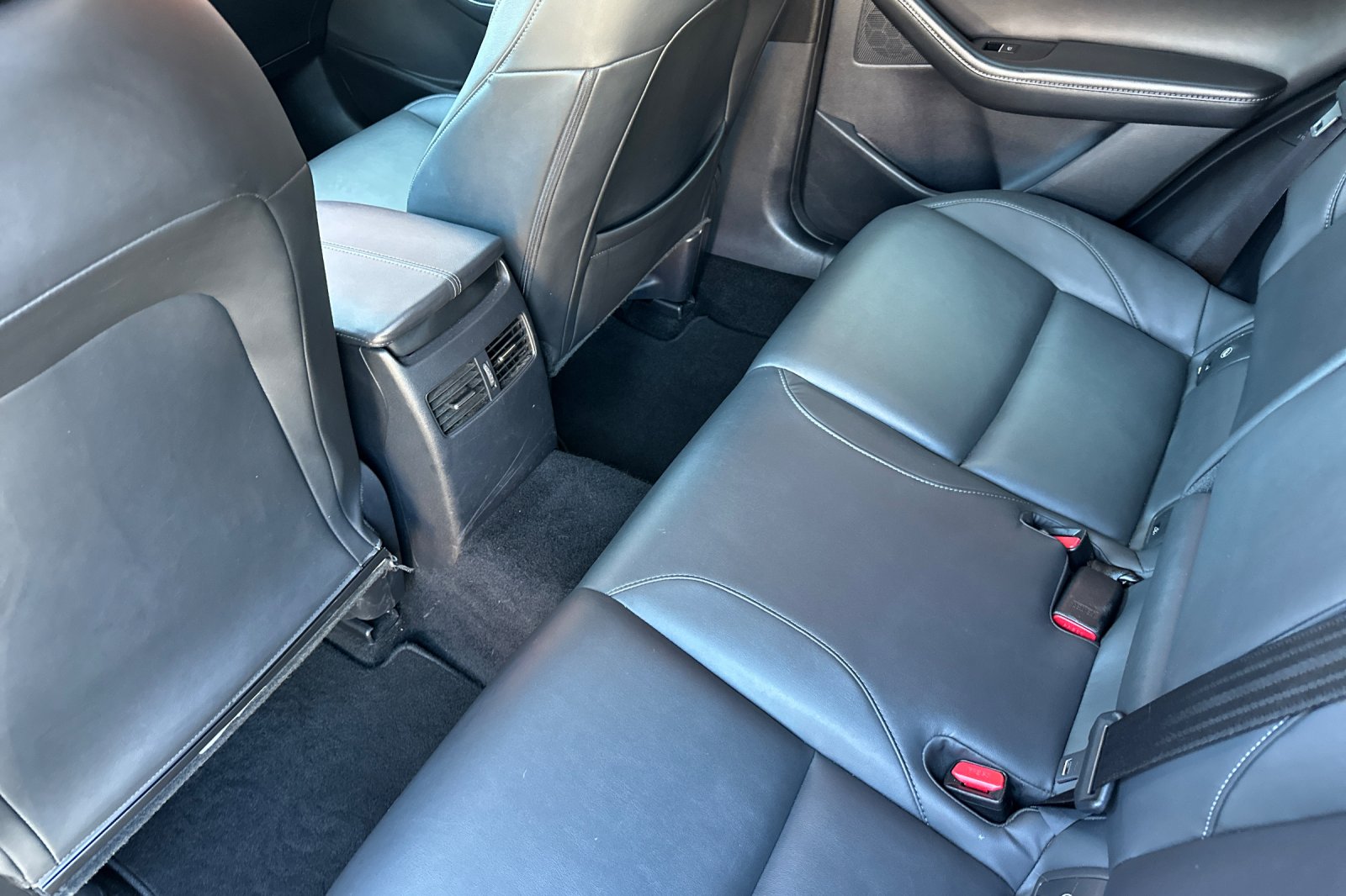 2023 Mazda CX-30 2.5 S Preferred photo 8