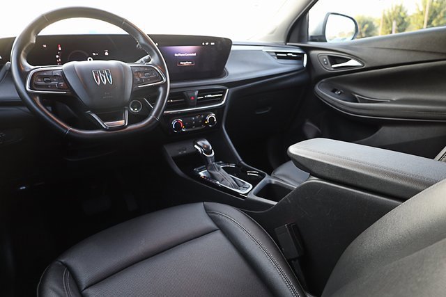 2024 Buick Encore GX Sport Touring photo 4