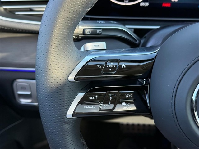 2026 Mercedes Benz GLS 450 4MATIC photo 14