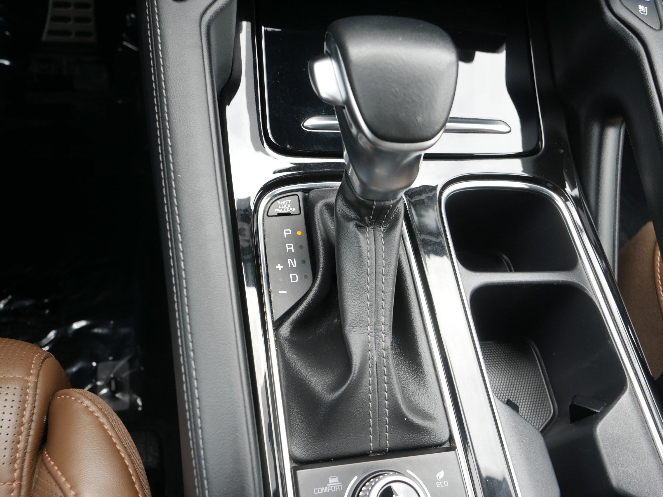 2022 Kia Telluride SX photo 24