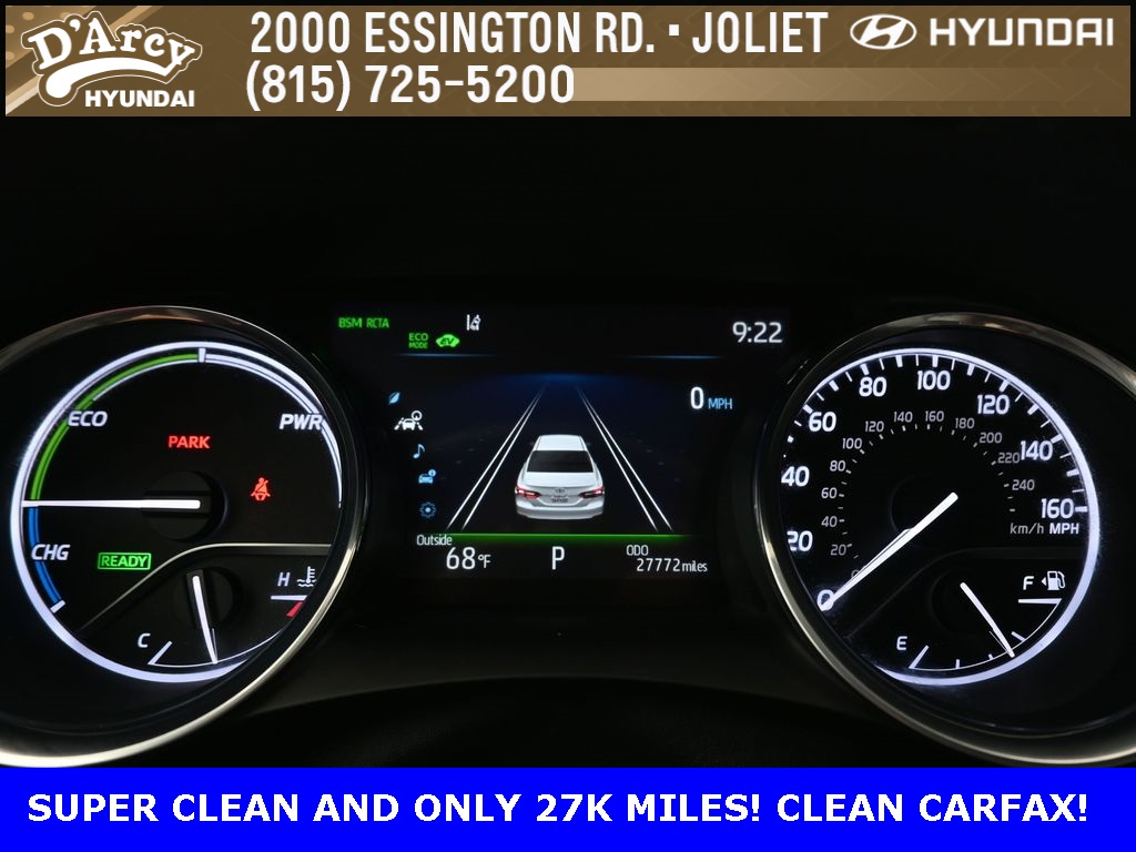 2020 Toyota Camry Hybrid XLE photo 9