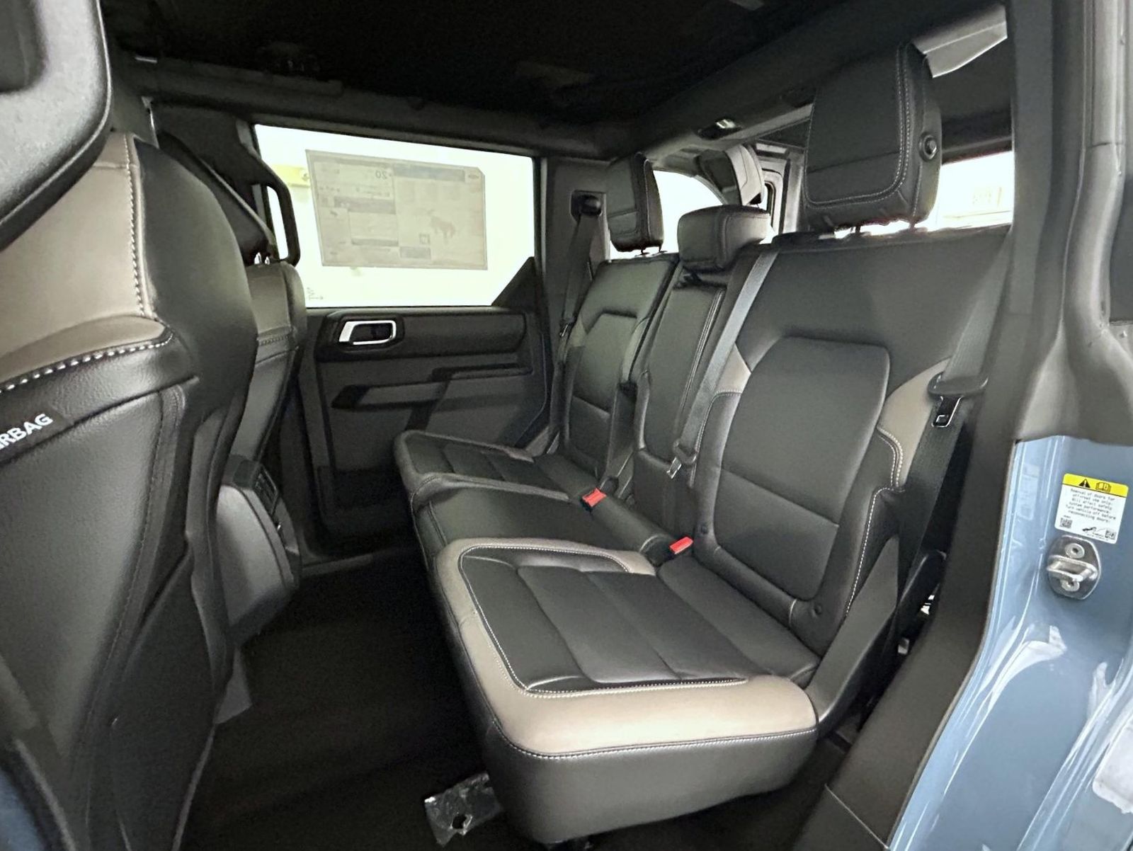 2025 Ford Bronco Outer Banks photo 17