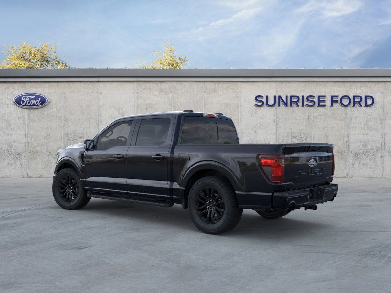 2025 Ford F-150 XLT photo 4