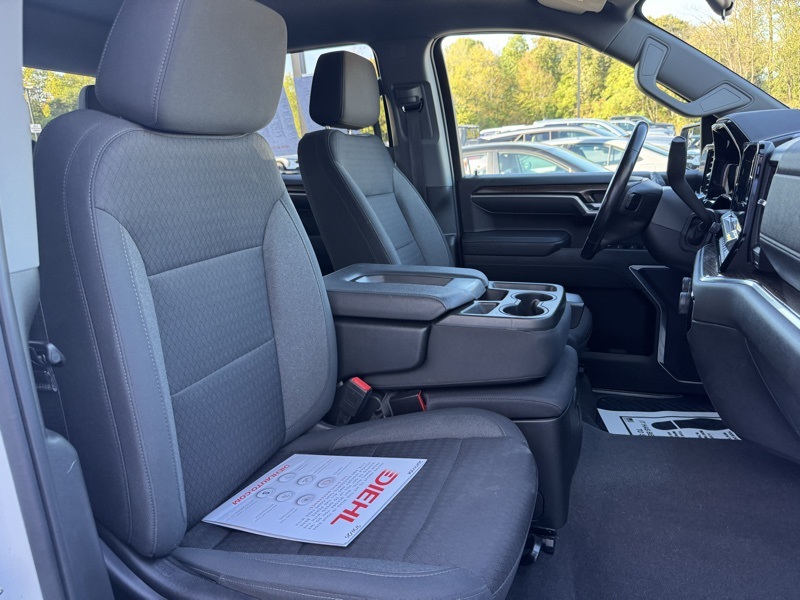 2022 Chevrolet Silverado 1500 LT photo 39