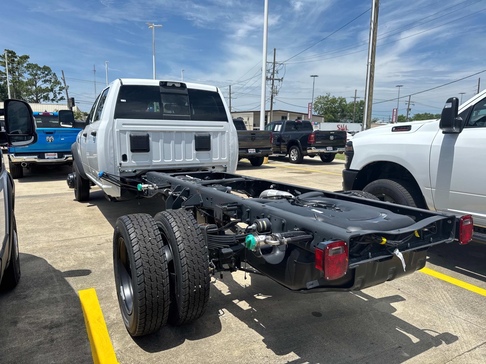 2025 Ram 4500 Tradesman photo 4