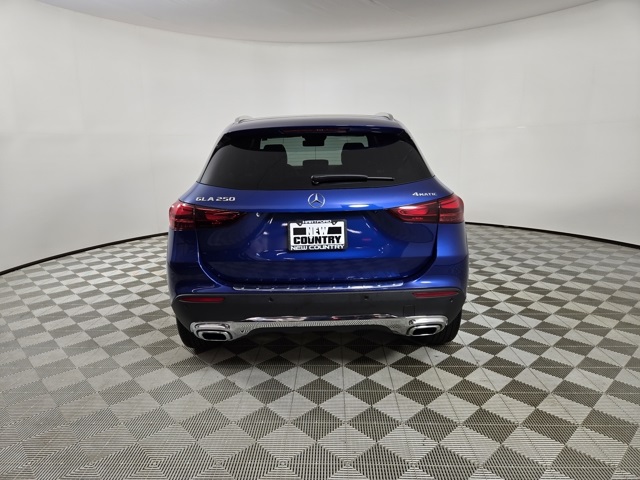 2025 Mercedes Benz GLA 250 4MATIC photo 4