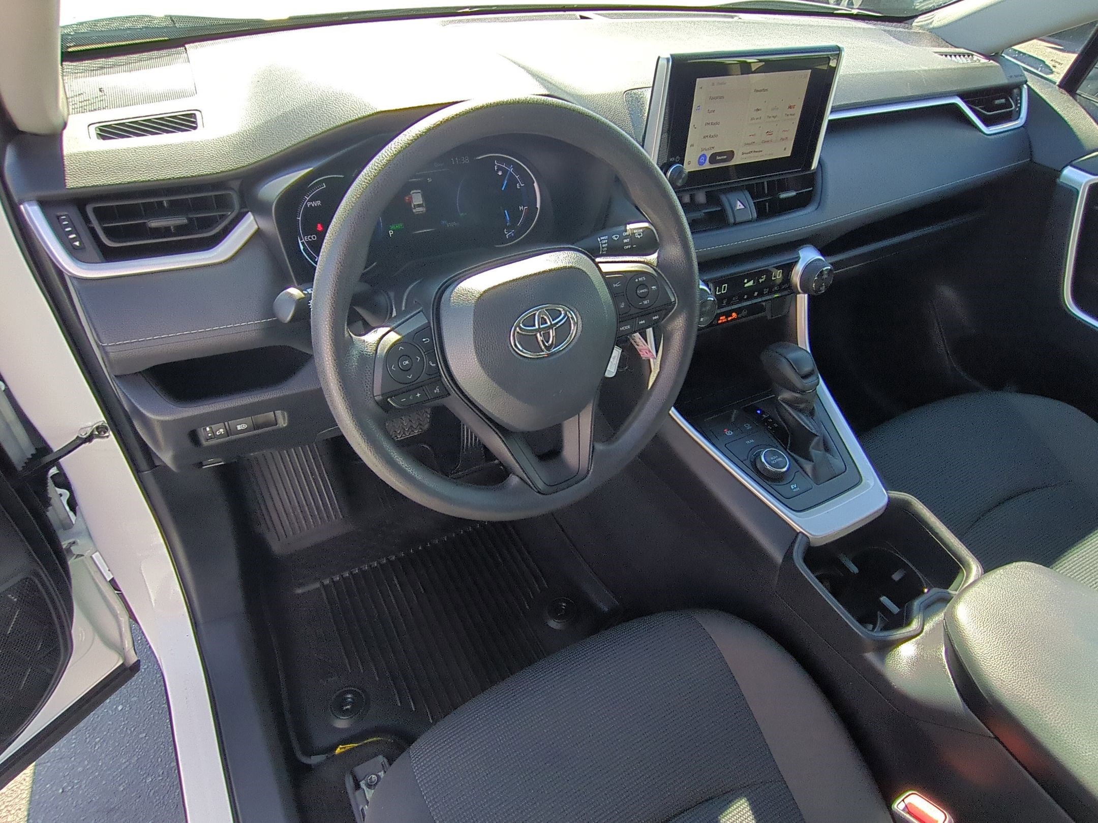 2024 Toyota RAV4 Hybrid LE photo 13
